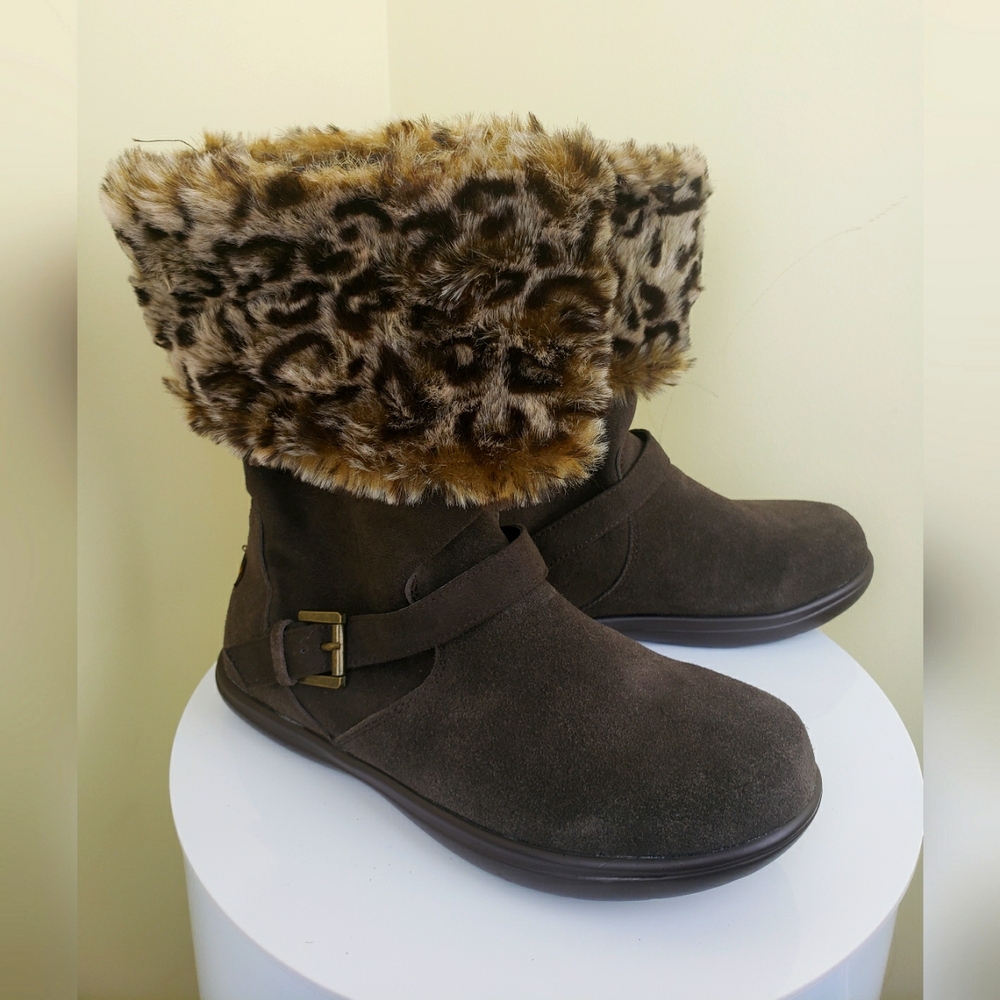 Tony Little Brown Winter Boots with animal print fur size 8 (NEW)